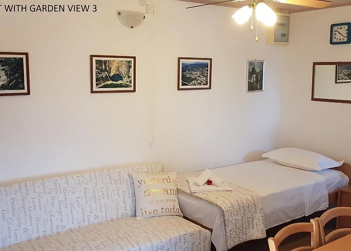 Olga & Jure Apartment Pisak